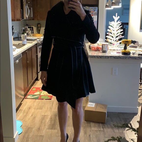 BCBG Winter Coat - Picture 3 of 7